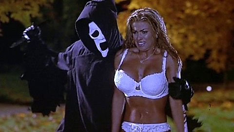 Pic: Carmen Electra in Scary Movie (2000)