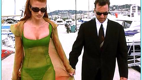 Pic: Angie Everhart in Welcome to Hollywood (2000)