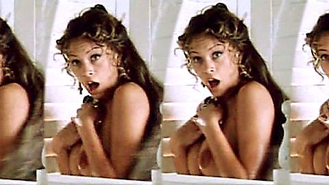 Pic: Anna Falchi in S.P.Q.R. 2000 e 1/2 anni fa (1994)