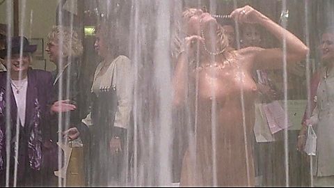 Pic: Farrah Fawcett in Dr. T & the Women (2000)