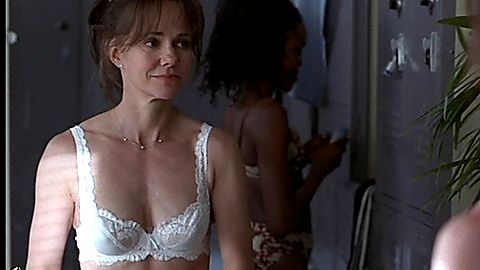 Pic: Sally Field in Eye for an Eye (1996)