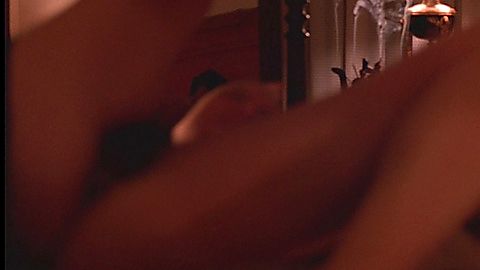 Pic: Linda Fiorentino in Jade (1995)