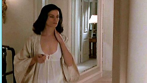 Pic: Linda Fiorentino in Jade (1995)