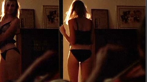 Pic: Darlanne Fluegel in Deadly Stranger (1988)