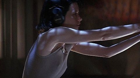 Pic: Bridget Fonda in Point of No Return (1993)