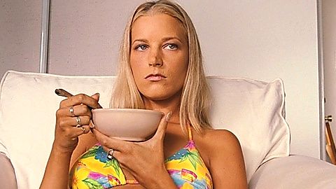 Pic: Bridget Fonda in Jackie Brown (1997)