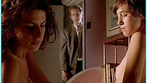 Pic: Charlotte Gainsbourg in The Cement Garden (1994)