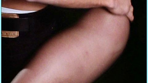 Pic: Jennie Garth in An Unfinished Affair (1996)