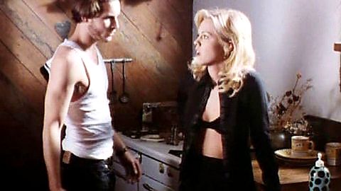 Pic: Jennie Garth in An Unfinished Affair (1996)
