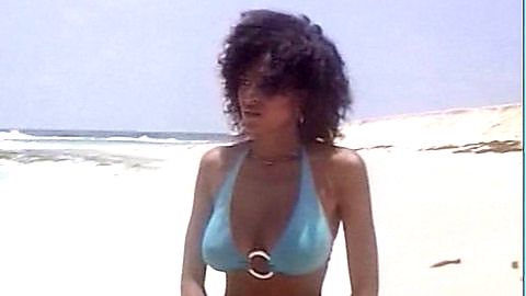 Pic: Pam Grier in Twilight of Love (1977)