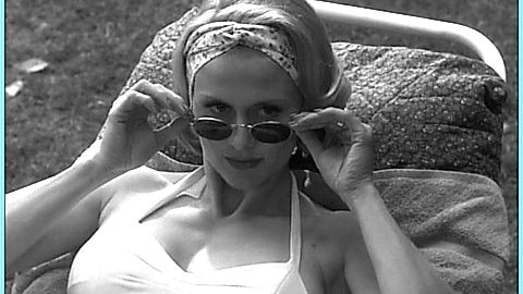 Pic: Andrea Thompson in A Gun, a Car, a Blonde (1997)