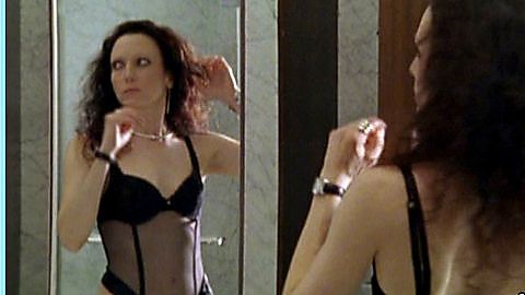 Pic: Bebe Neuwirth in Game 6 (2005)