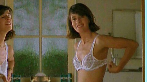 Pic: Irène Jacob in Incognito (1997)
