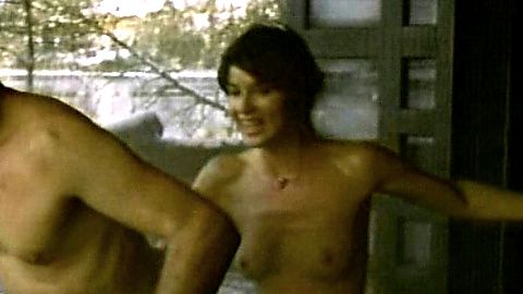 Pic: Irène Jacob in Spy Games (1999)