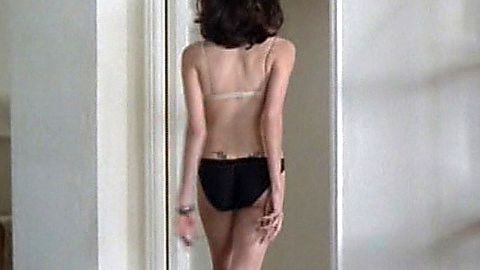 Pic: Angelina Jolie in Mojave Moon (1996)