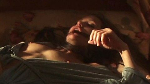 Pic: Angelina Jolie in Taking Lives (2004)