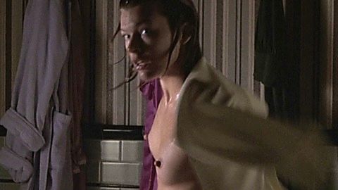 Pic: Milla Jovovich in No Good Deed (2002)