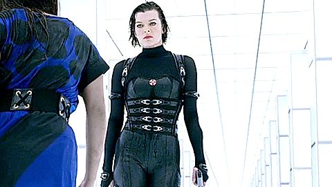 Pic: Milla Jovovich in Resident Evil: Retribution (2012)