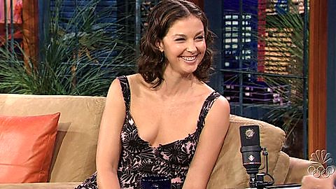 Pic: Ashley Judd in The Tonight Show with Jay Leno (1992)