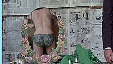 Pic: Shirley MacLaine in Irma la Douce (1963)