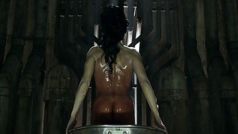 Pic: Mia Kirshner in 30 Days of Night: Dark Days (2010)