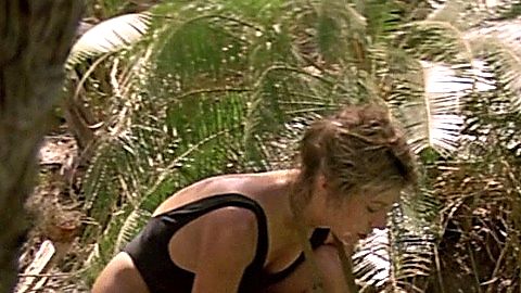 Pic: Linda Kozlowski in Crocodile Dundee (1986)
