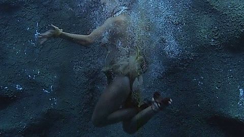 Pic: Jessica Lange in King Kong (1976)