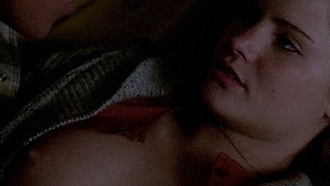 Pic: Jennifer Jason Leigh in Fast Times at Ridgemont High (1982)