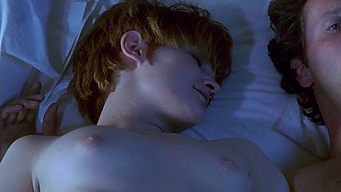 Pic: Jennifer Jason Leigh in Single White Female (1992)