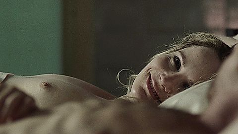 Pic: Jennifer Jason Leigh in The Machinist (2004)