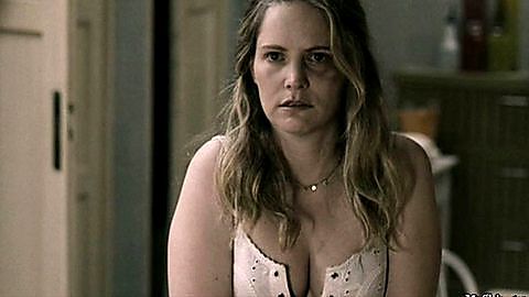 Pic: Jennifer Jason Leigh in The Machinist (2004)