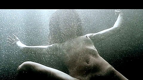 Pic: Juliette Lewis in Renegade (2004)