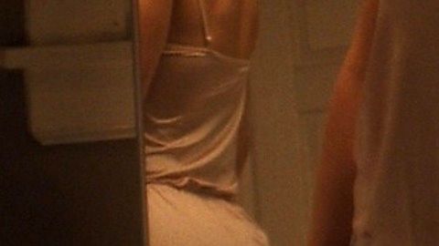 Pic: Jennifer Lopez in The Boy Next Door (2015)