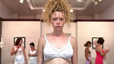 Pic: Natasha Lyonne in Slums of Beverly Hills (1998)