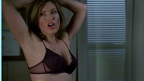 Pic: Mariska Hargitay in Law & Order: Special Victims Unit (1999)