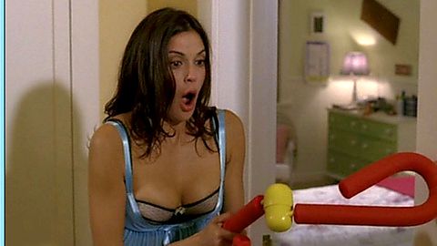 Pic: Teri Hatcher in Desperate Housewives (2004)