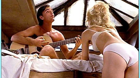 Pic: Goldie Hawn in Butterflies Are Free (1972)