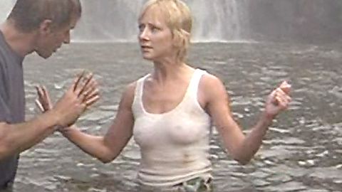 Pic: Anne Heche in Six Days Seven Nights (1998)