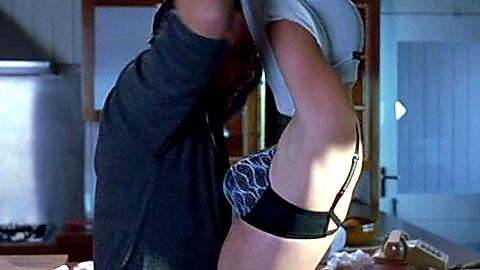 Pic: Natasha Henstridge in Second Skin (2000)