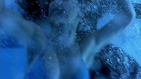 Pic: Jennifer Love-Hewitt in The Tuxedo (2002)