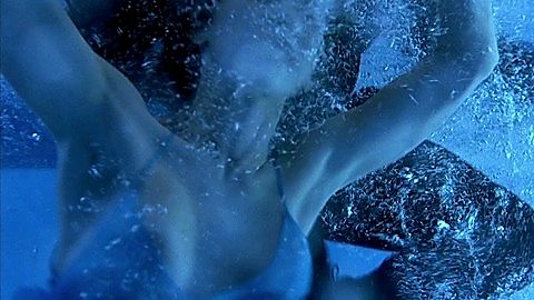 Pic: Jennifer Love-Hewitt in The Tuxedo (2002)