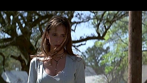 Pic: Jennifer Love-Hewitt in I Know What You Did Last Summer (1997)
