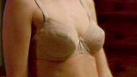 Pic: Jennifer Love-Hewitt in The Truth About Love (2004)
