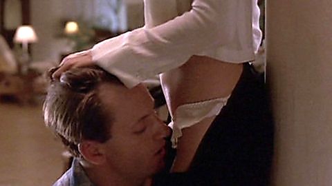 Pic: Elle Macpherson in If Lucy Fell (1996)