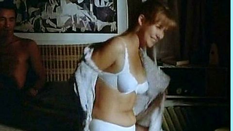 Pic: Sophie Marceau in Pour Sacha (1991)