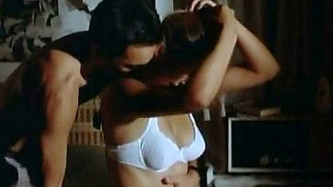 Pic: Sophie Marceau in Pour Sacha (1991)