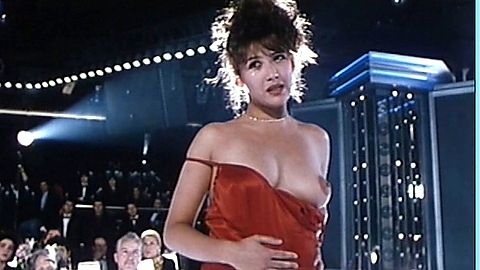 Pic: Sophie Marceau in Mes nuits sont plus belles que vos jours (1989)