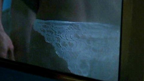 Pic: Mary Elizabeth Mastrantonio in White Sands (1992)