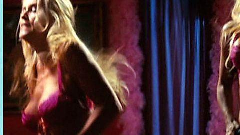 Pic: Jenny McCarthy in Dirty Love (2005)