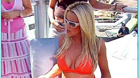 Pic: Jenny McCarthy in Party at the Palms